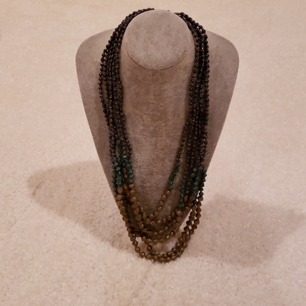 31 Bits staple necklace